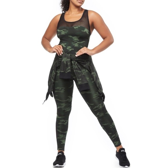 NWT Good American The Curve Sleeveless Sculpt Jumpsuit In Camo Print - Picture 1 of 9